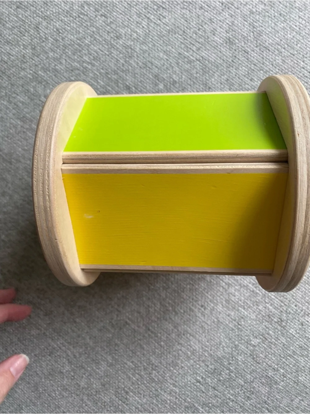 Lovevery Spinning Drum Toy - Blue & Lime